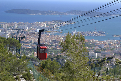 TOULON port militaire base navale et  nombreuses croisières